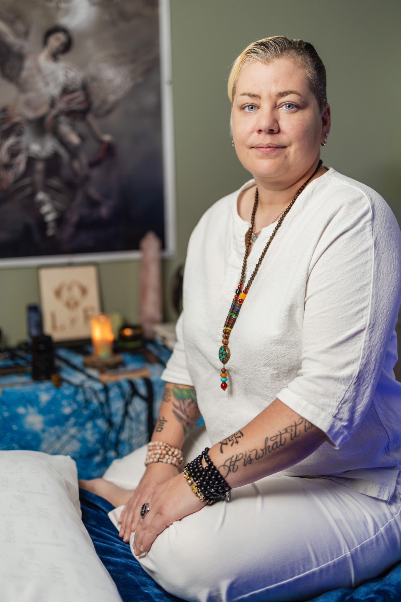 Lynn Pliska — Reiki Master, Past Life Regression Hypnosis Therapist and Clairvoyant at Mindful Way Studio, Mokena IL — leading Clearing Limiting Beliefs monthly workshop series